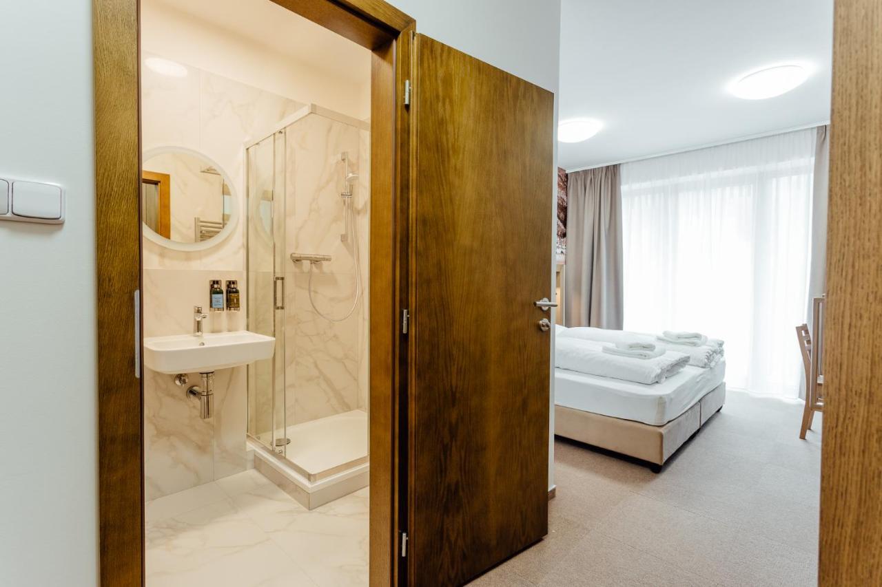 Apartmány Humno Valča Exteriér fotografie