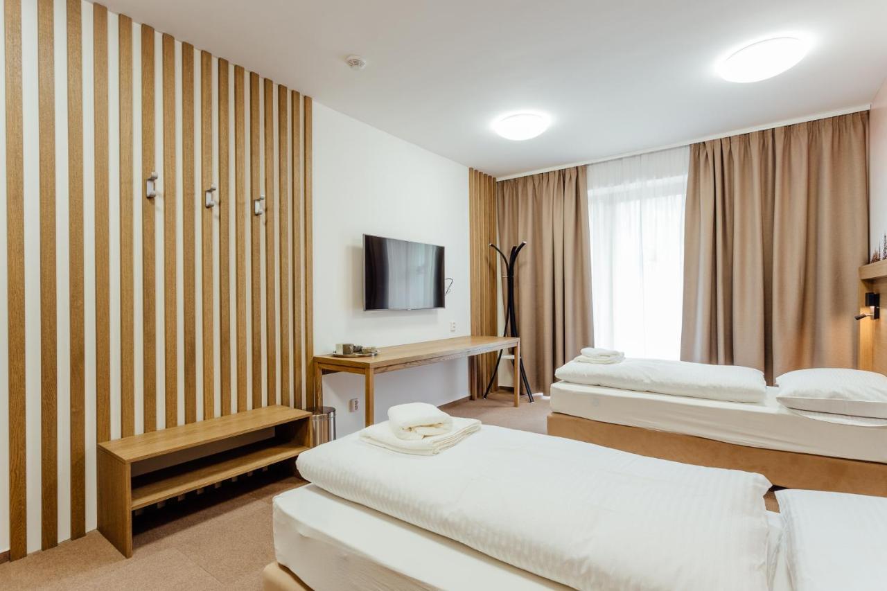 Apartmány Humno Valča Exteriér fotografie