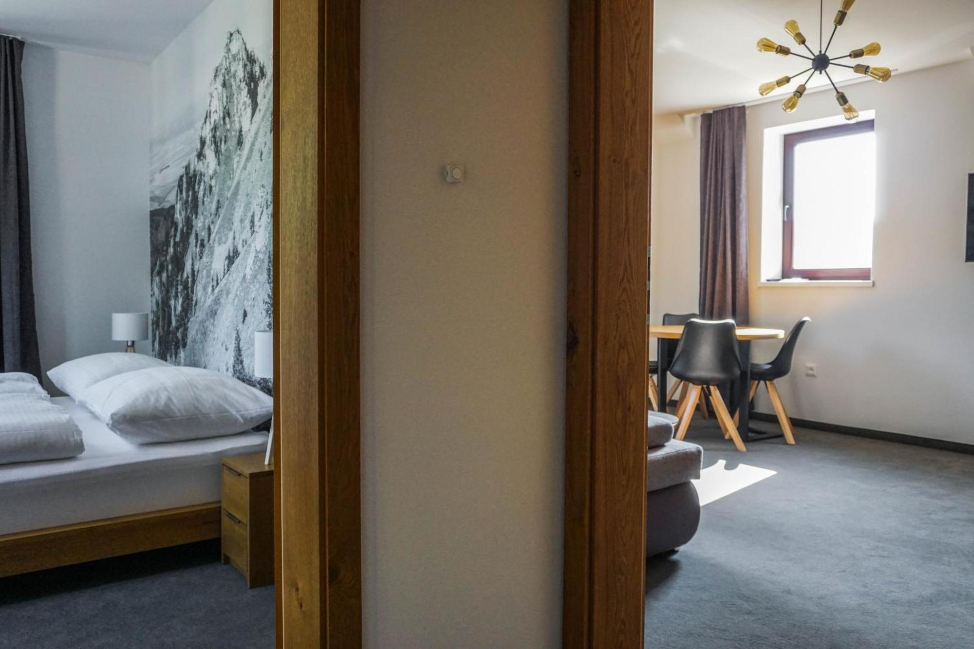 Apartmány Humno Valča Exteriér fotografie