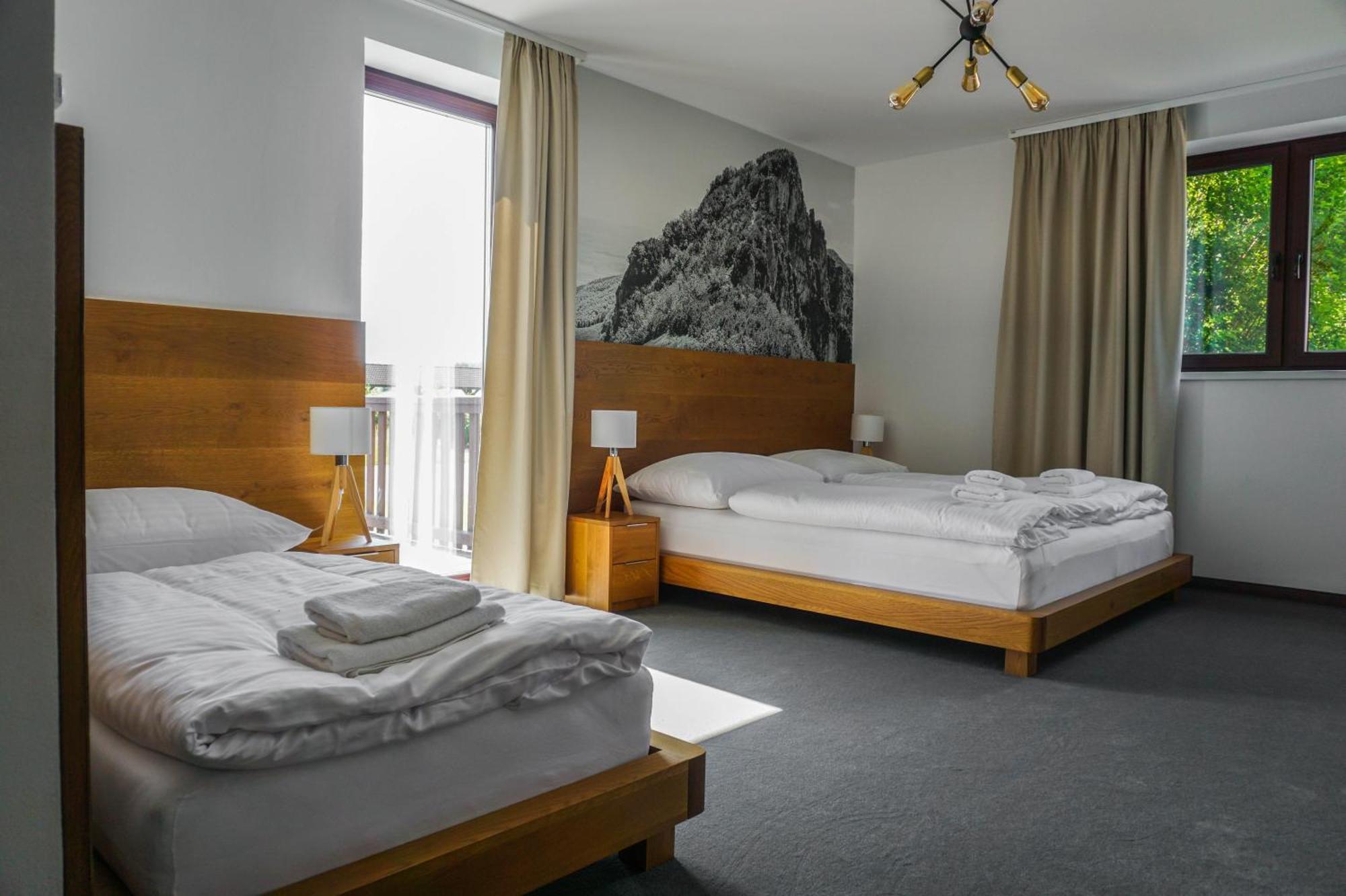 Apartmány Humno Valča Exteriér fotografie